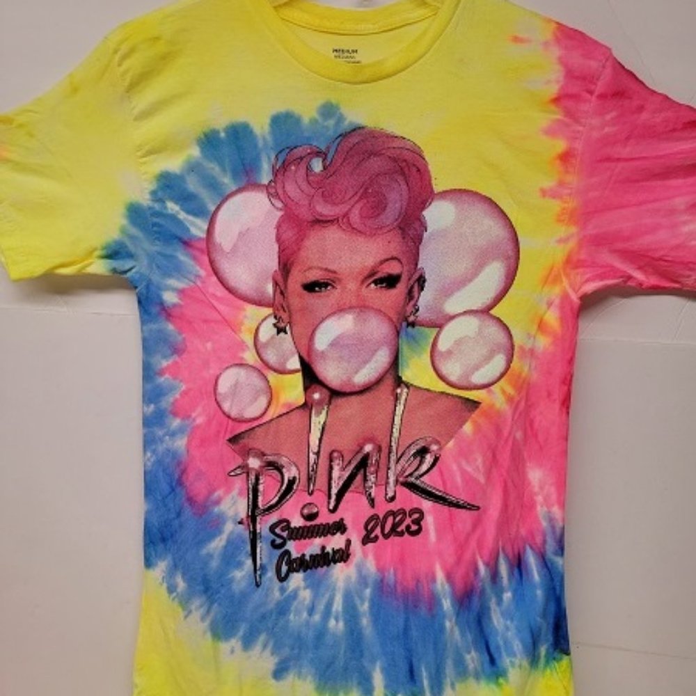 Pink 2023 Summer Carnival Concert Tour Shirt Tye Dye Small